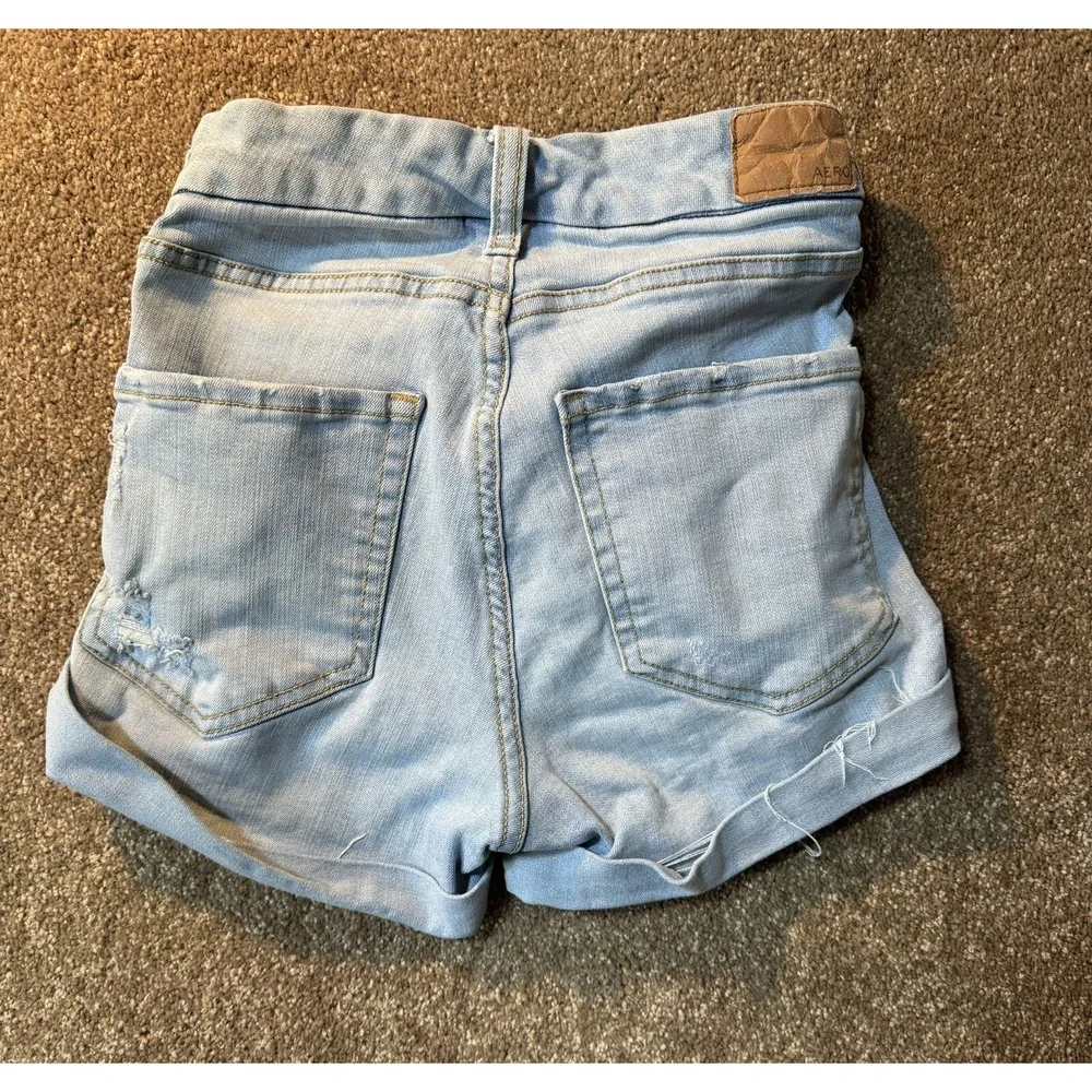 Aeropostale Womens High Rise Midi Curvy Distressed Denim‎ Shorts Light Wash Sz 0